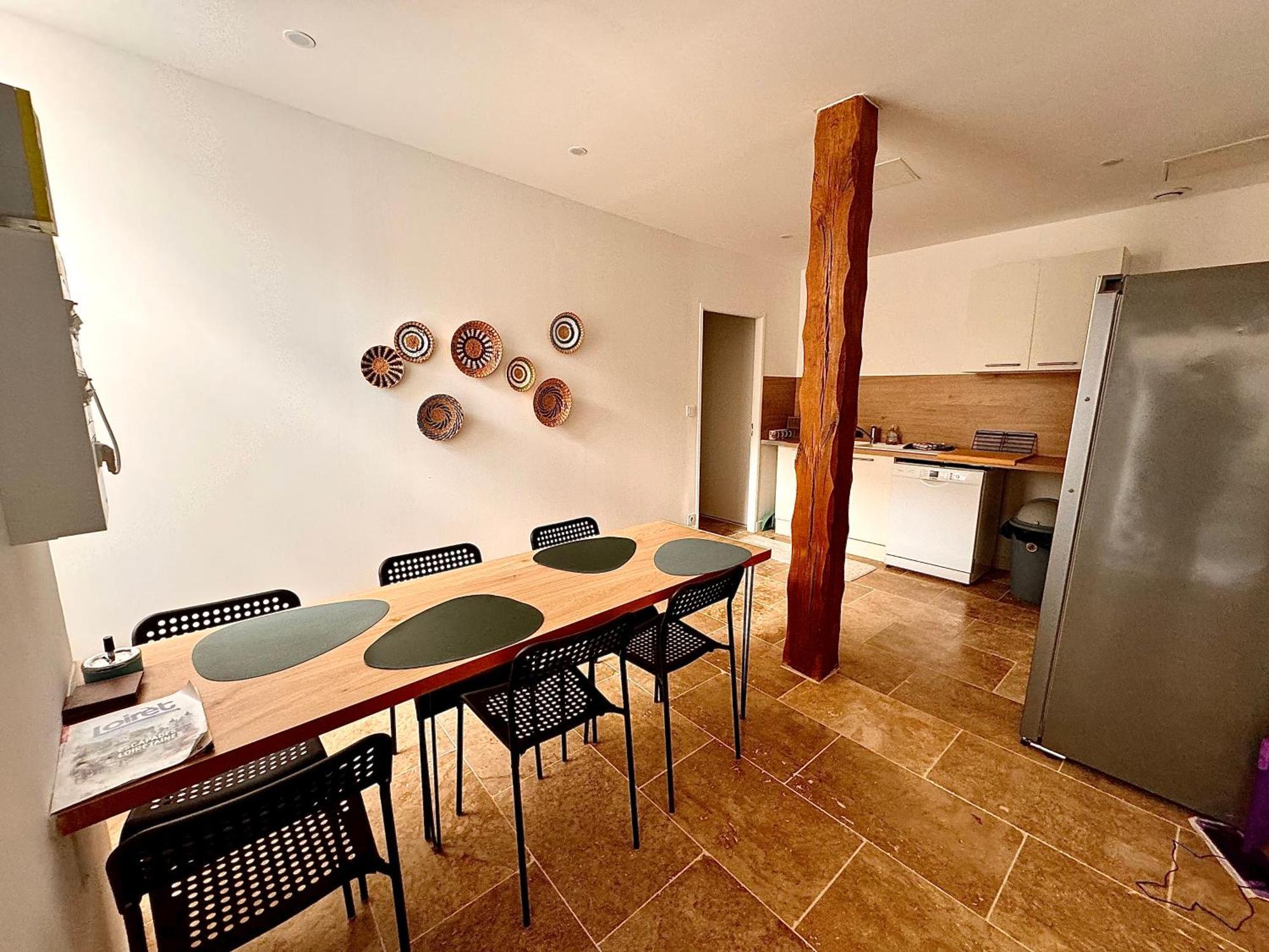 Place De Parking Au Pied Du Logement - Spacieux Et Atypique Apartment Orleans Bagian luar foto